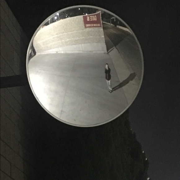 Meet your Posher, Emily - Picture 1 of 1